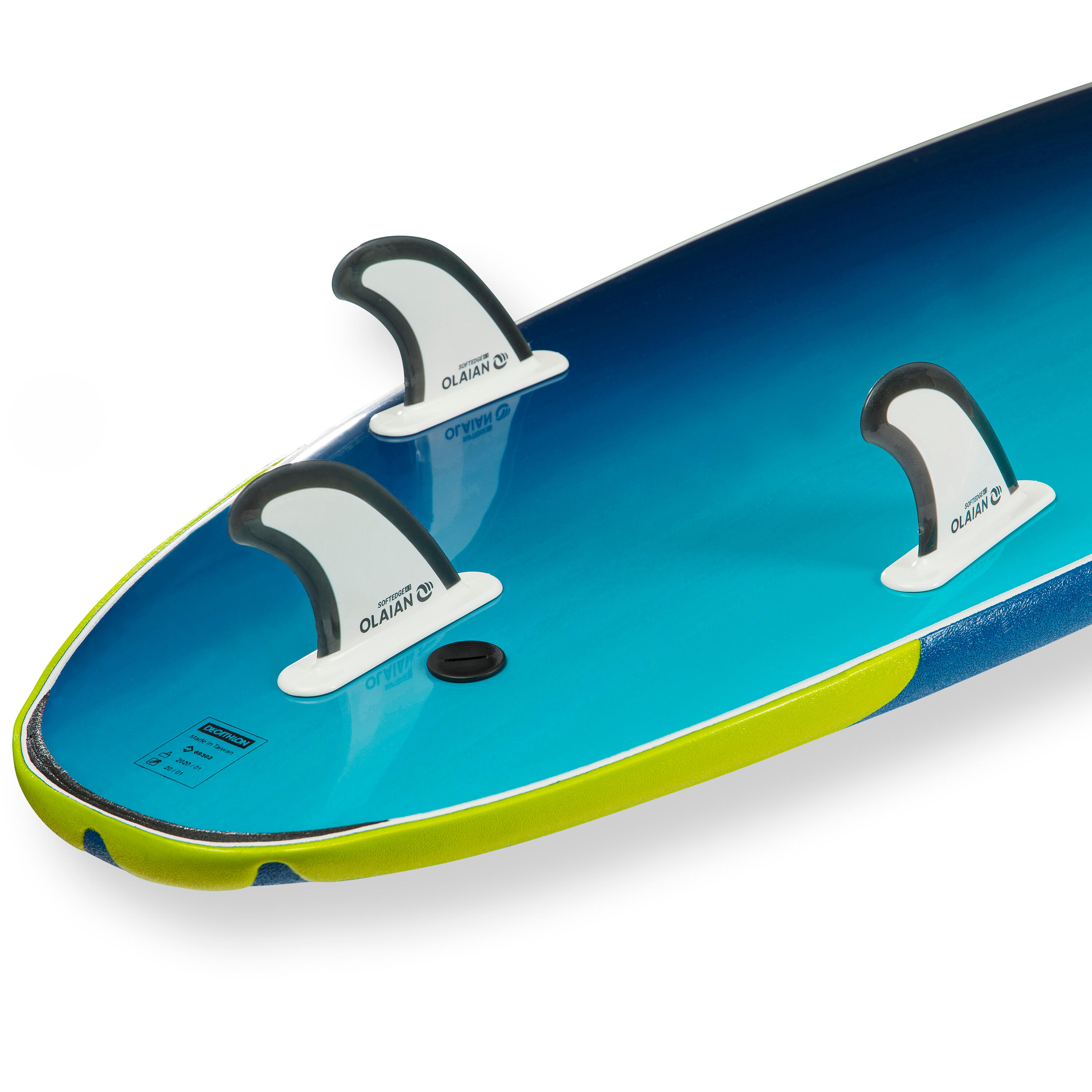 500 Foam Surfboard 8'6”. Supplied with a leash and 3 fins. 6/13