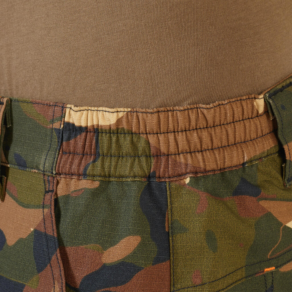 Jagdshorts 500 Camouflage Woodland grün und braun 