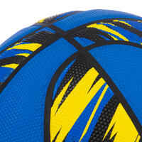 كرة سلة R500 مقاس 5 (حتى 10 سنوات) للمبتدئين للأطفال - أزرق.