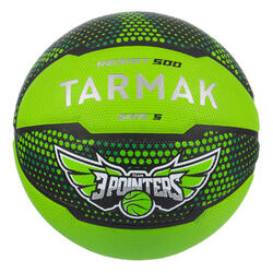 R500 Kids' Size 5 Durable/Beginner Basketball - Black/Green.