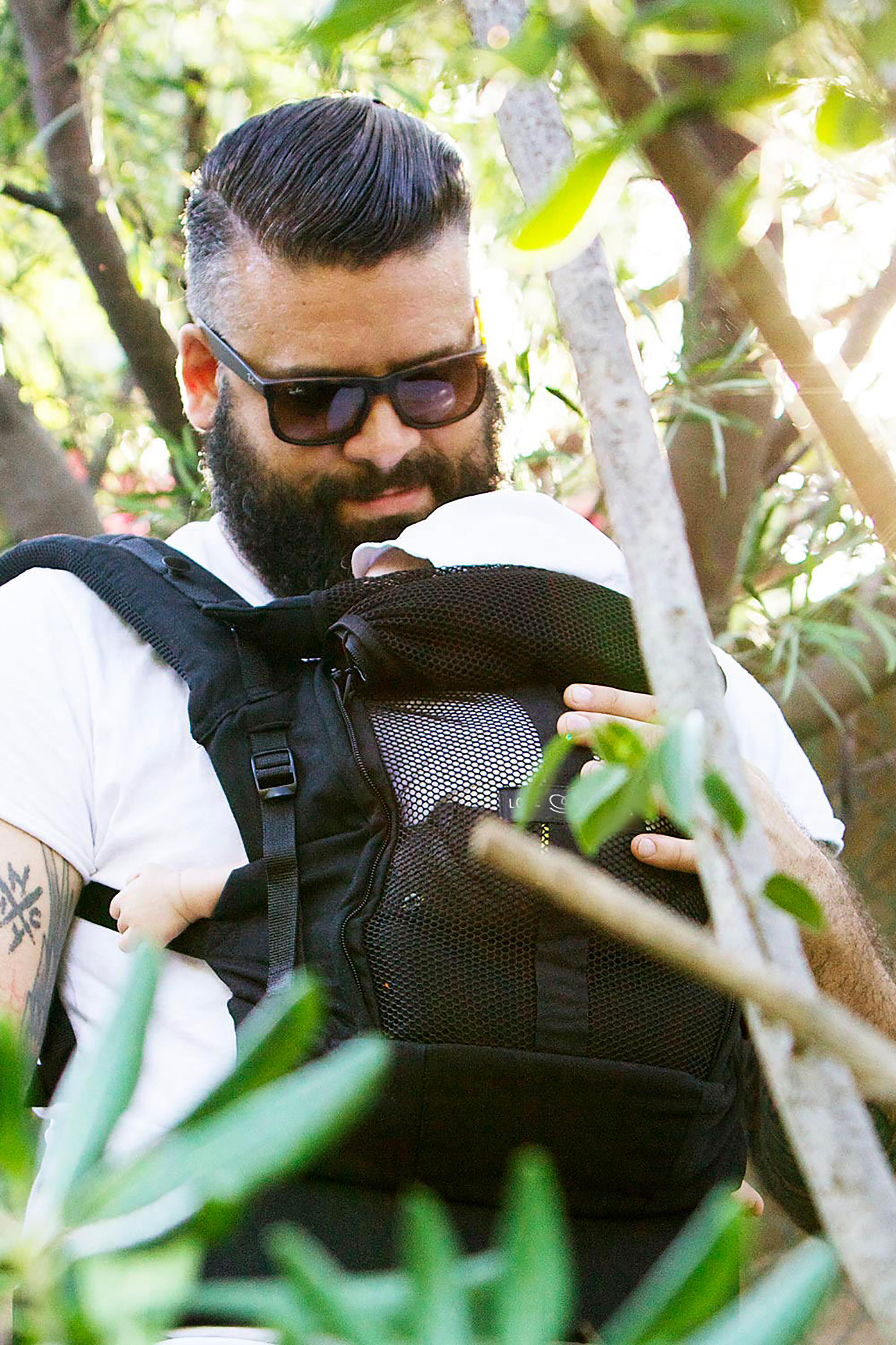 Baby Carrier - Black 3/6