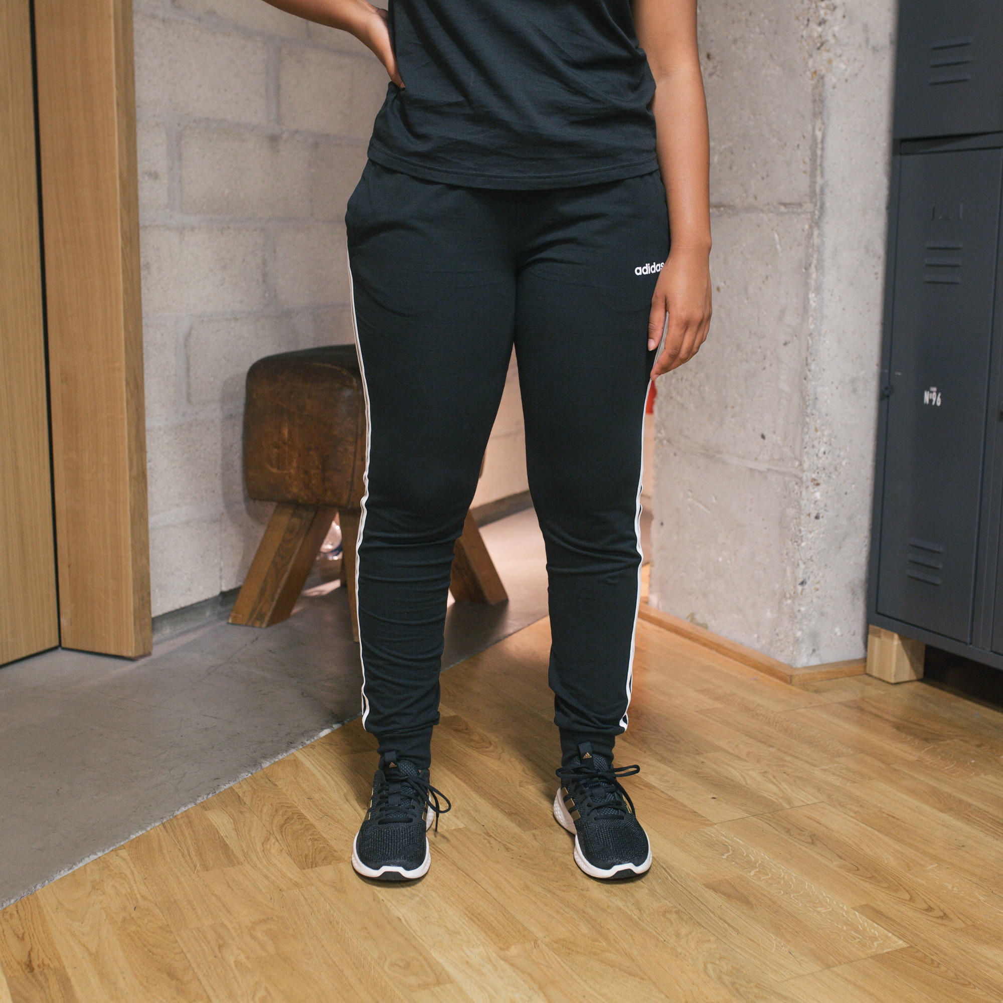 Women's 3 Stripe Bottoms - Black 1/7