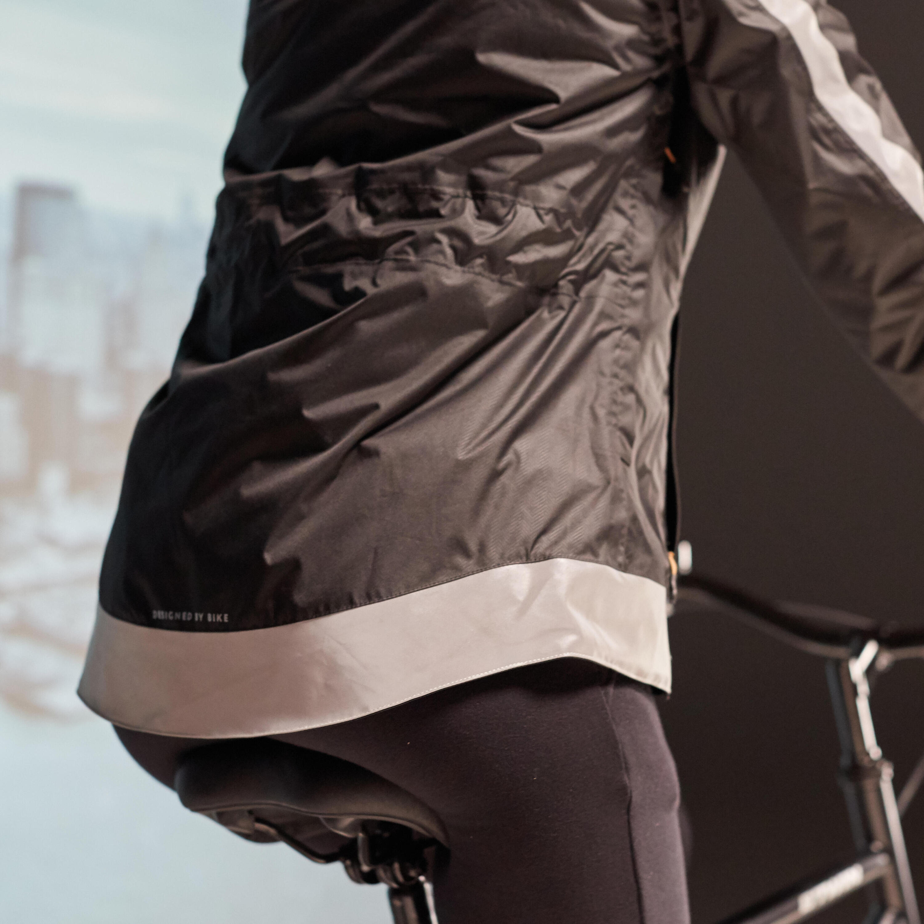 Women's City Cycling Warm Rainproof Jacket 540 - Black 17/20