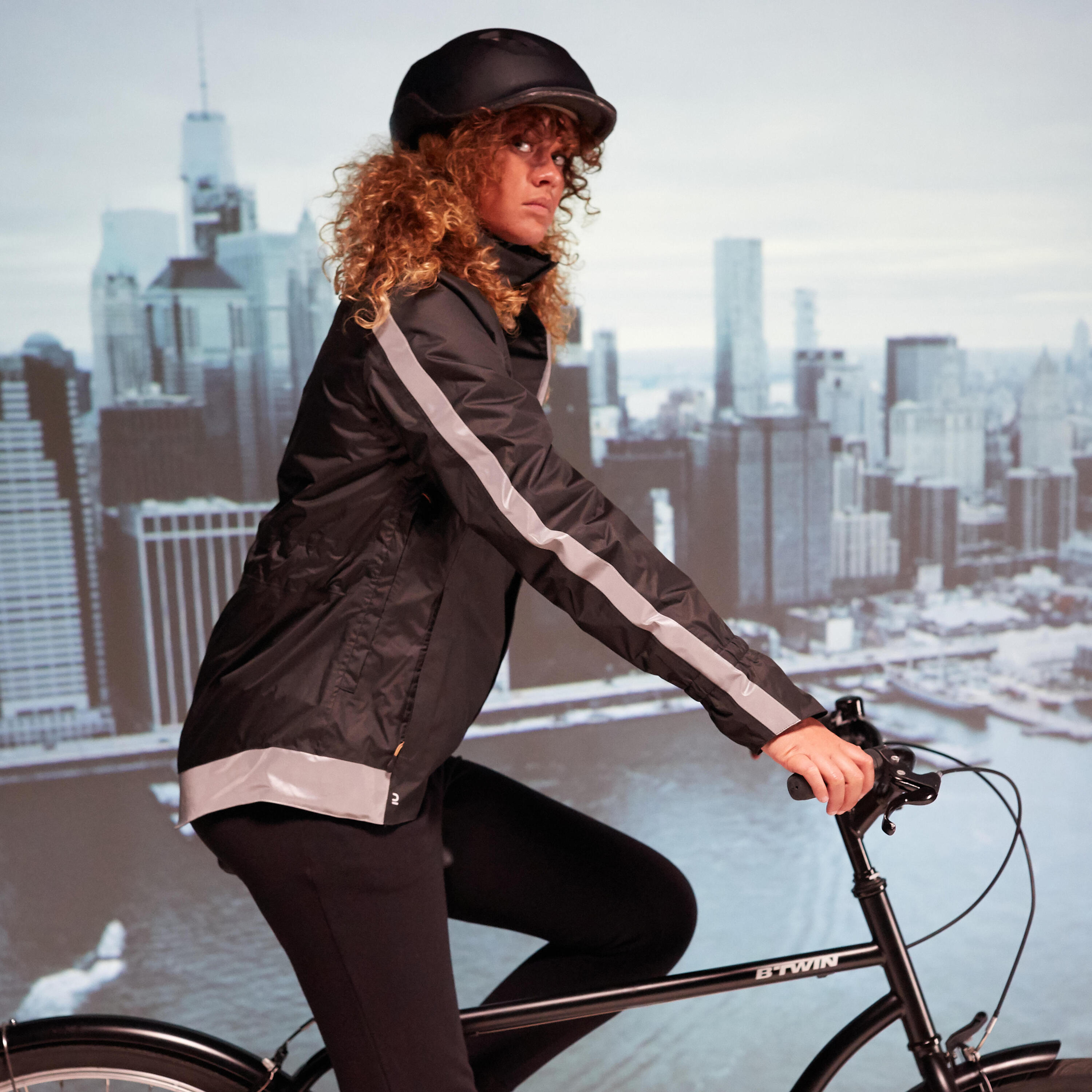 Women's City Cycling Warm Rainproof Jacket 540 - Black 3/20
