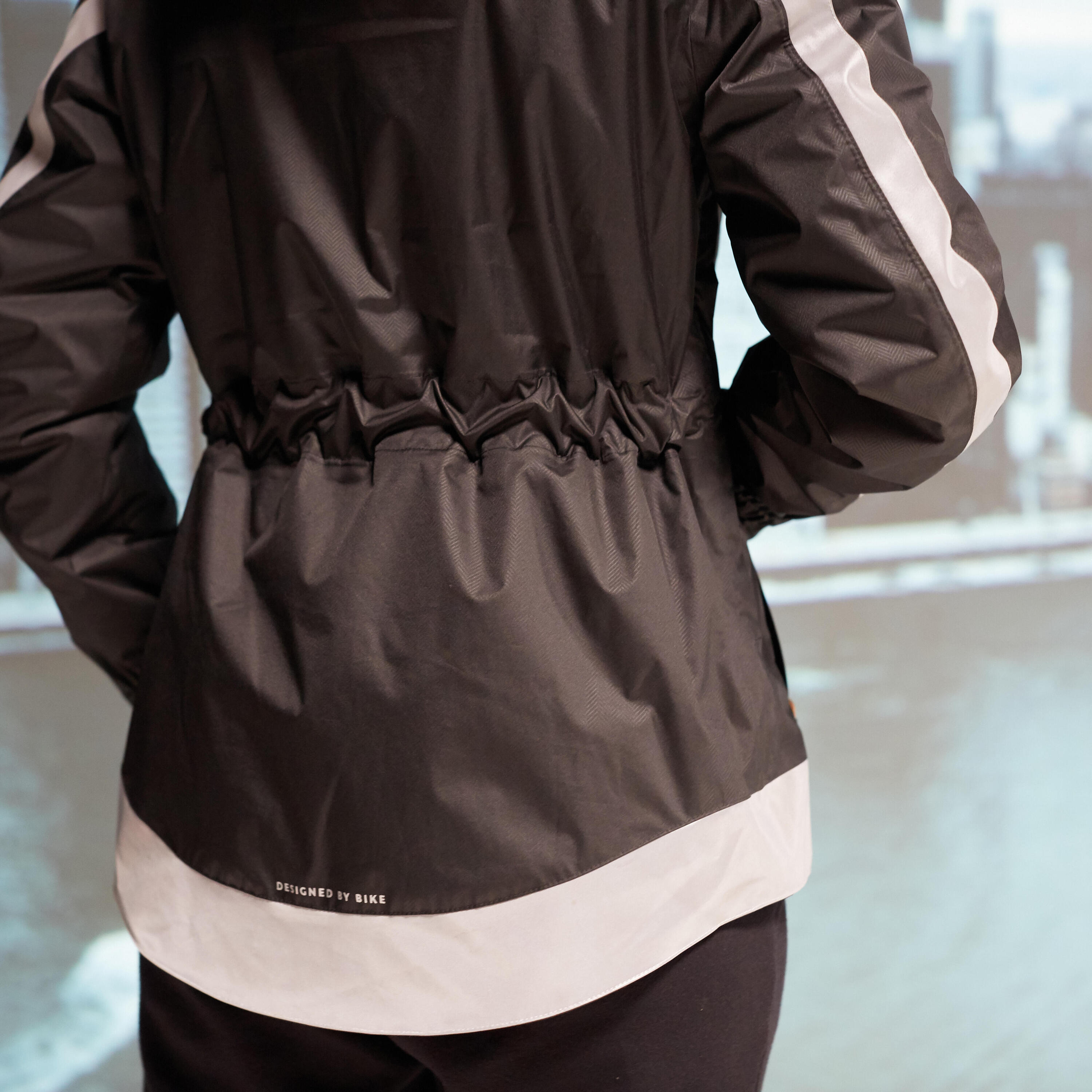 Women's City Cycling Warm Rainproof Jacket 540 - Black 10/20