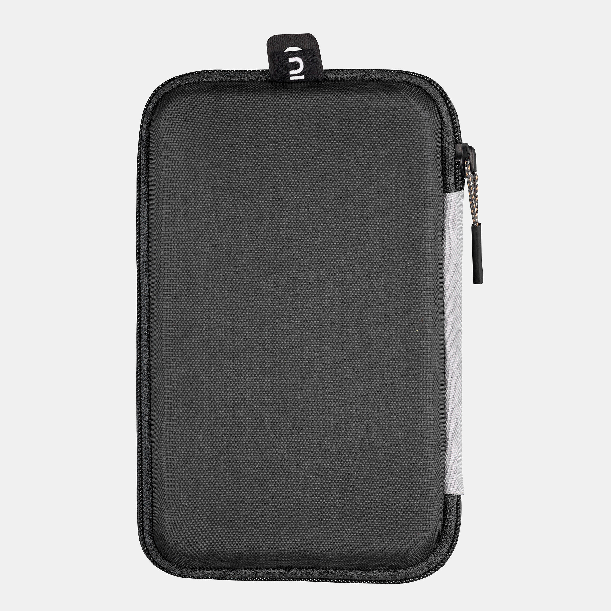 Hard, durable accessories case, Travel 500