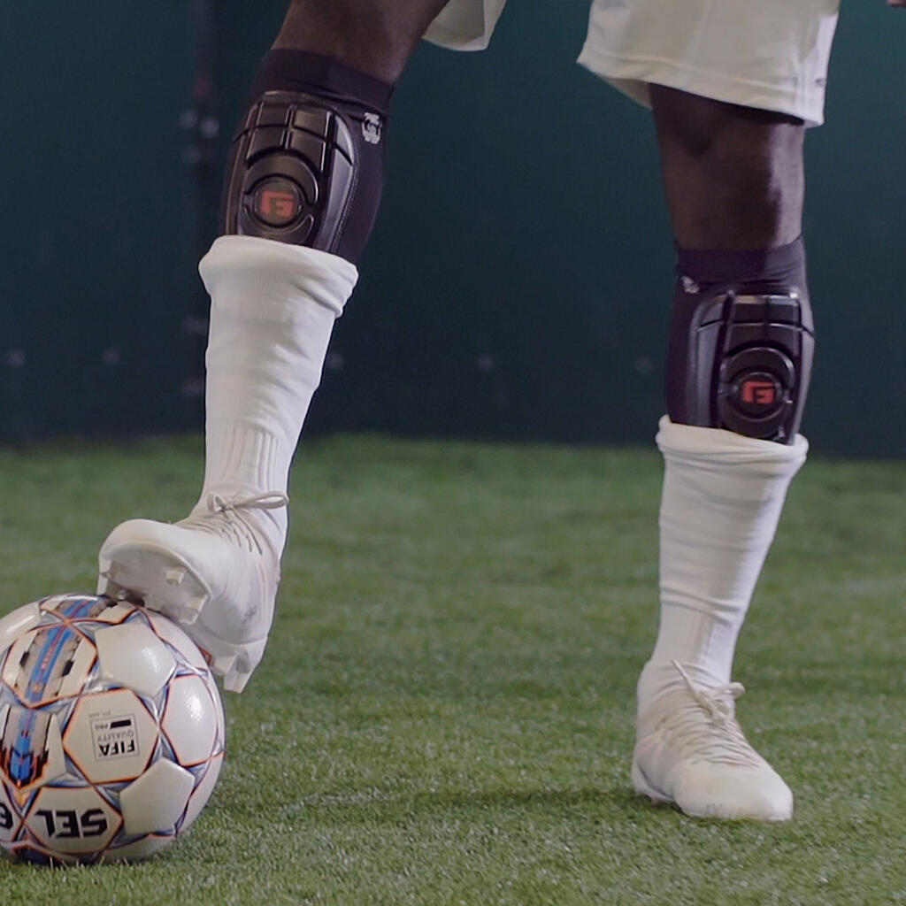Futbola kājsargi “Pro S Compact”