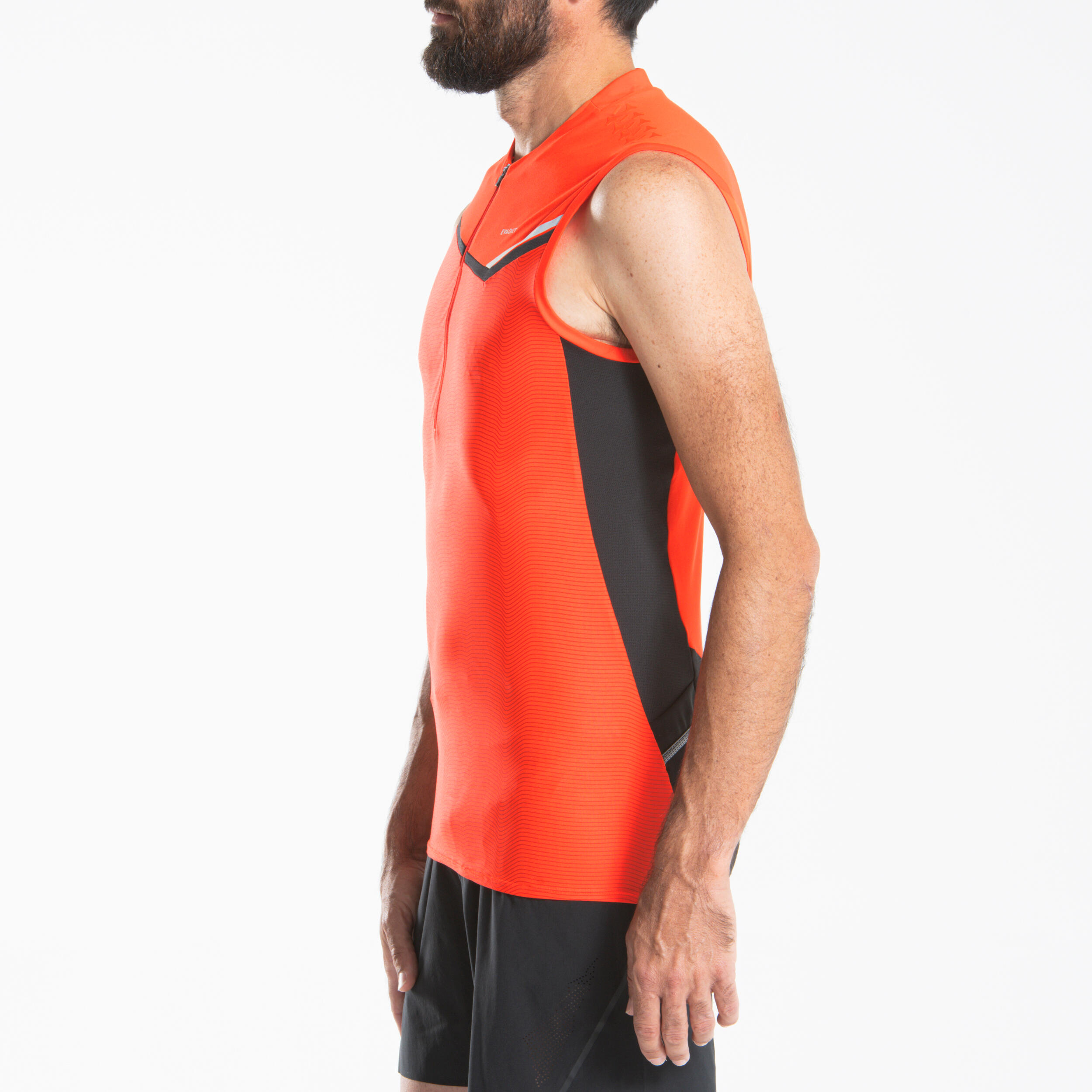 MEN'S TRAIL RUNNING SLEEVELESS ZIP TOP - RED 4/13