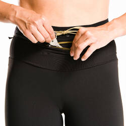 WOMEN'S TRAIL RUNNING EMBOSS TIGHT SHORTS - BLACK/BRONZE