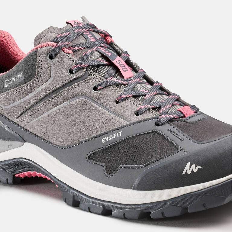 Sepatu Hiking Pegunungan Wanita Waterproof MH500 - pink/abu-abu
