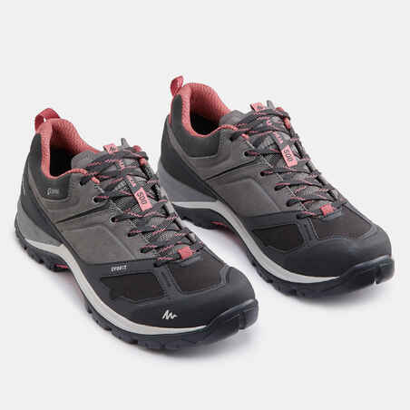 Zapatillas de montaña y trekking impermeables Mujer Quechua MH500 gris