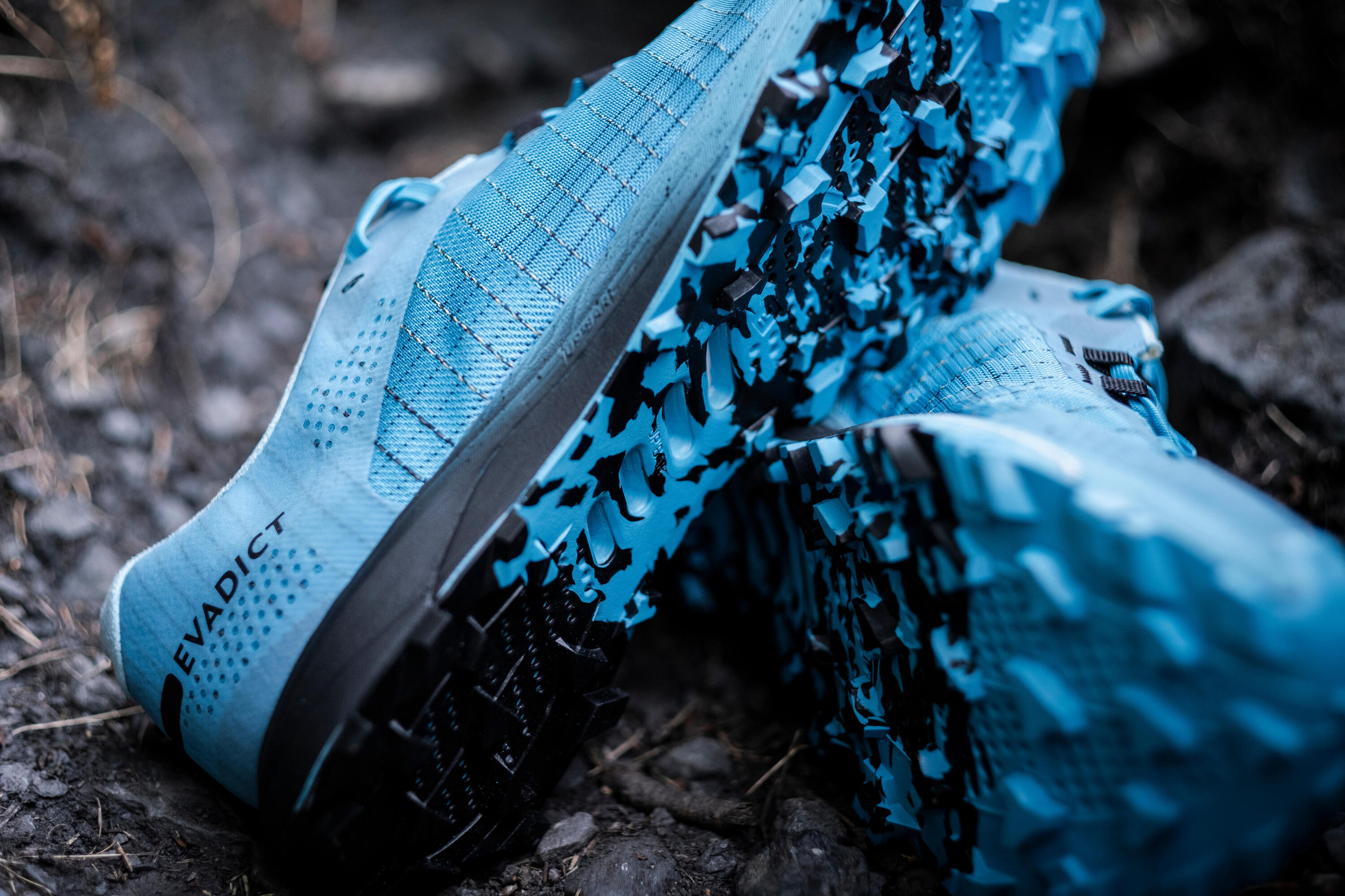 Buty do biegania w terenie męskie Kiprun Race Light 18/18
