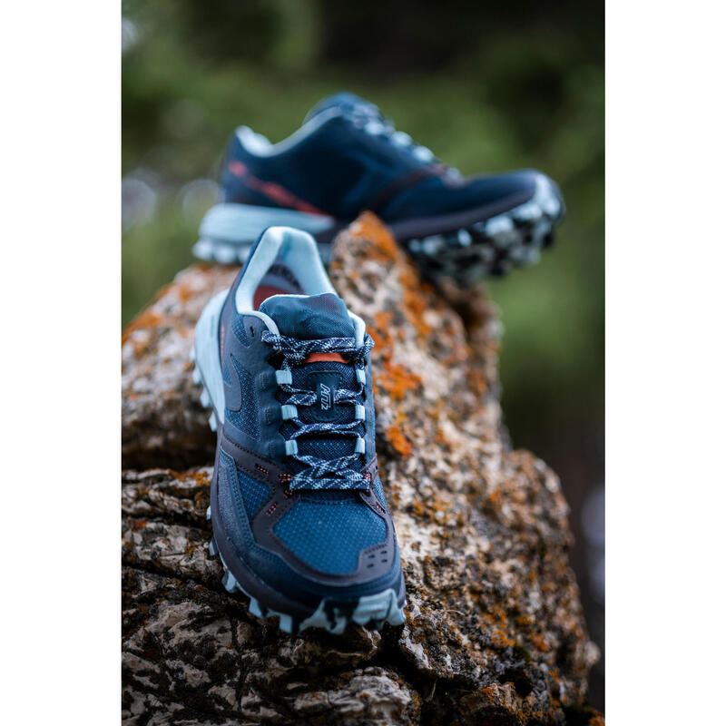Chaussures de trail running femme MT 2 bleu foncé et bleu ciel