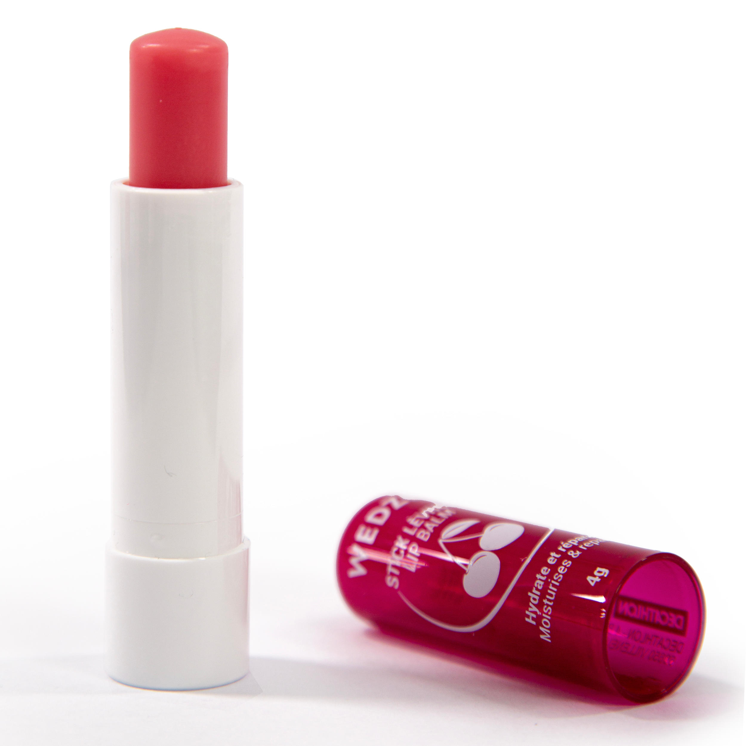 Moisturising lip repair balm. Cherry flavour. 3/3