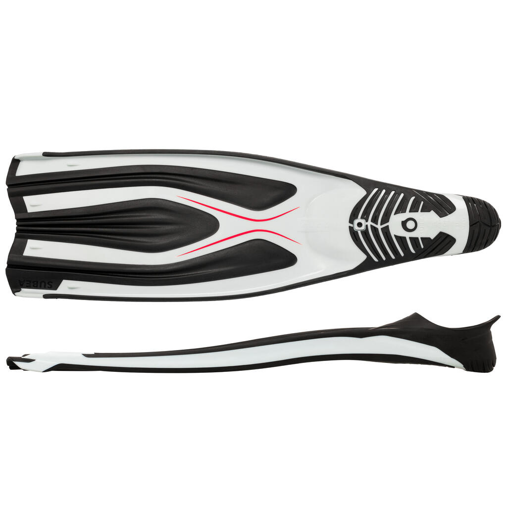 Adult Fins SCD 900 - Black and White