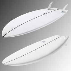 FISH 900 5'8" 35 L. Comes with 2 twin fins.