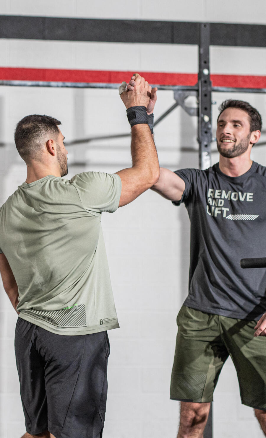 Exerciții pentru triceps pe care le poți integra în rutina de antrenamente