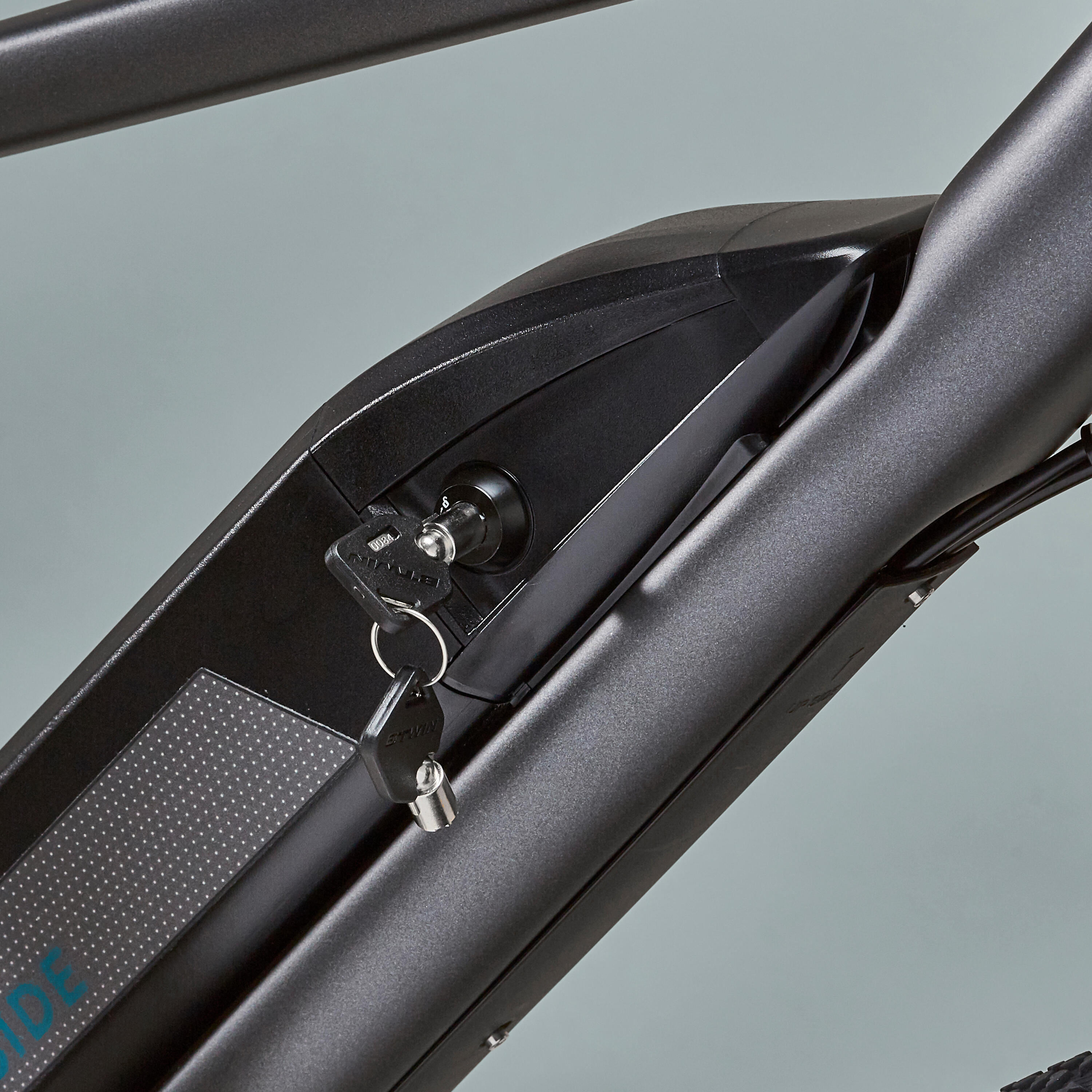 Segunda vida - Bicicleta eléctrica de trekking aluminio monoplato 8V Riversid... 12/12