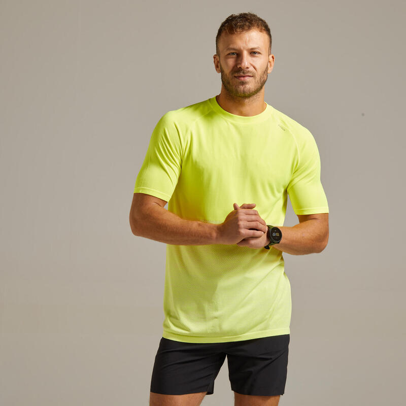 T-SHIRT RUNNING HOMME RESPIRANT KIPRUN CARE JAUNE