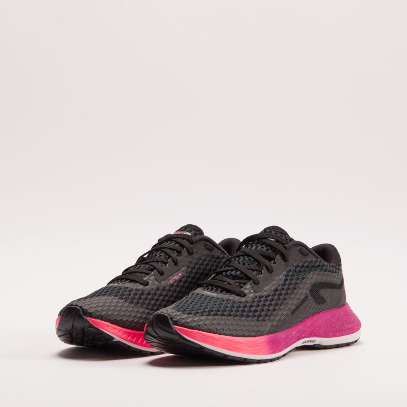 Women's Running Shoes Kiprun KD500 black pink Decathlon