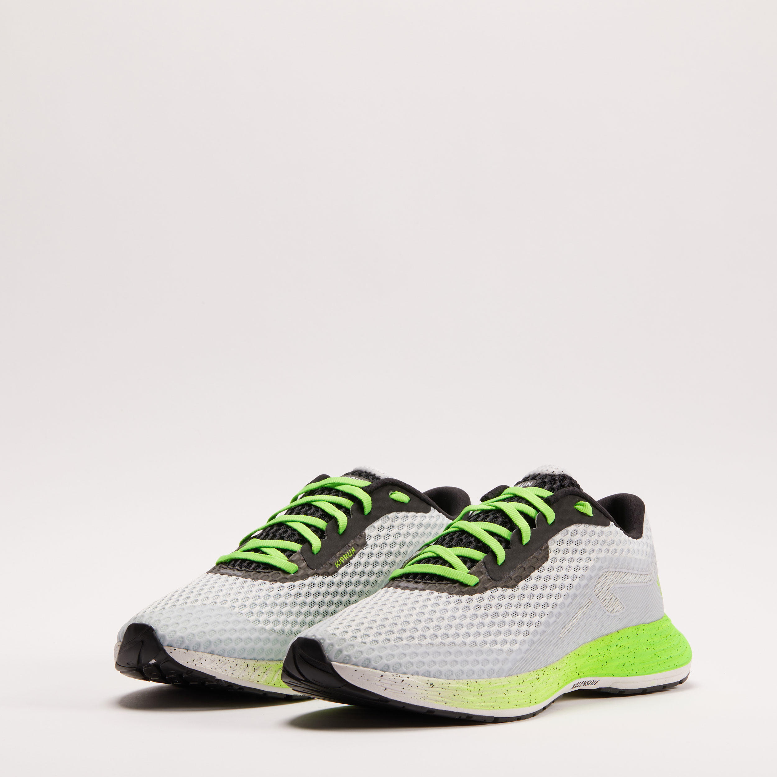 grey running trainers mens