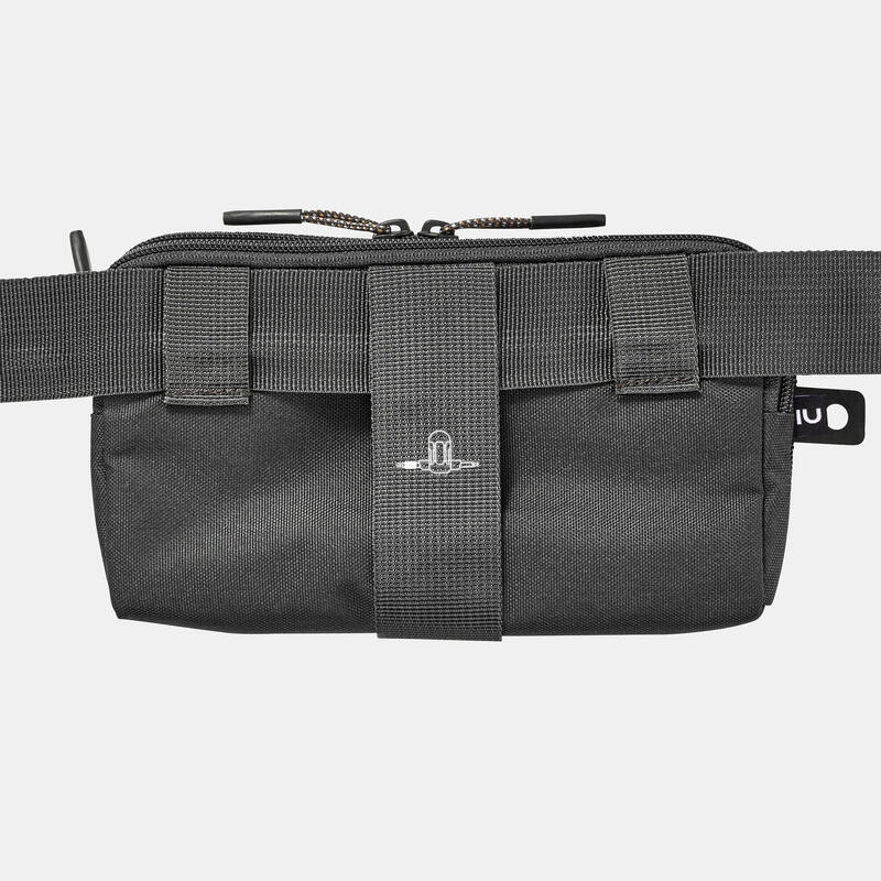 Riñonera cartera de montaña y trekking grande Forclaz Organizer XL