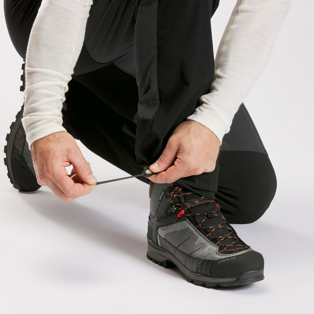 Braon muške pantalone za treking MT500