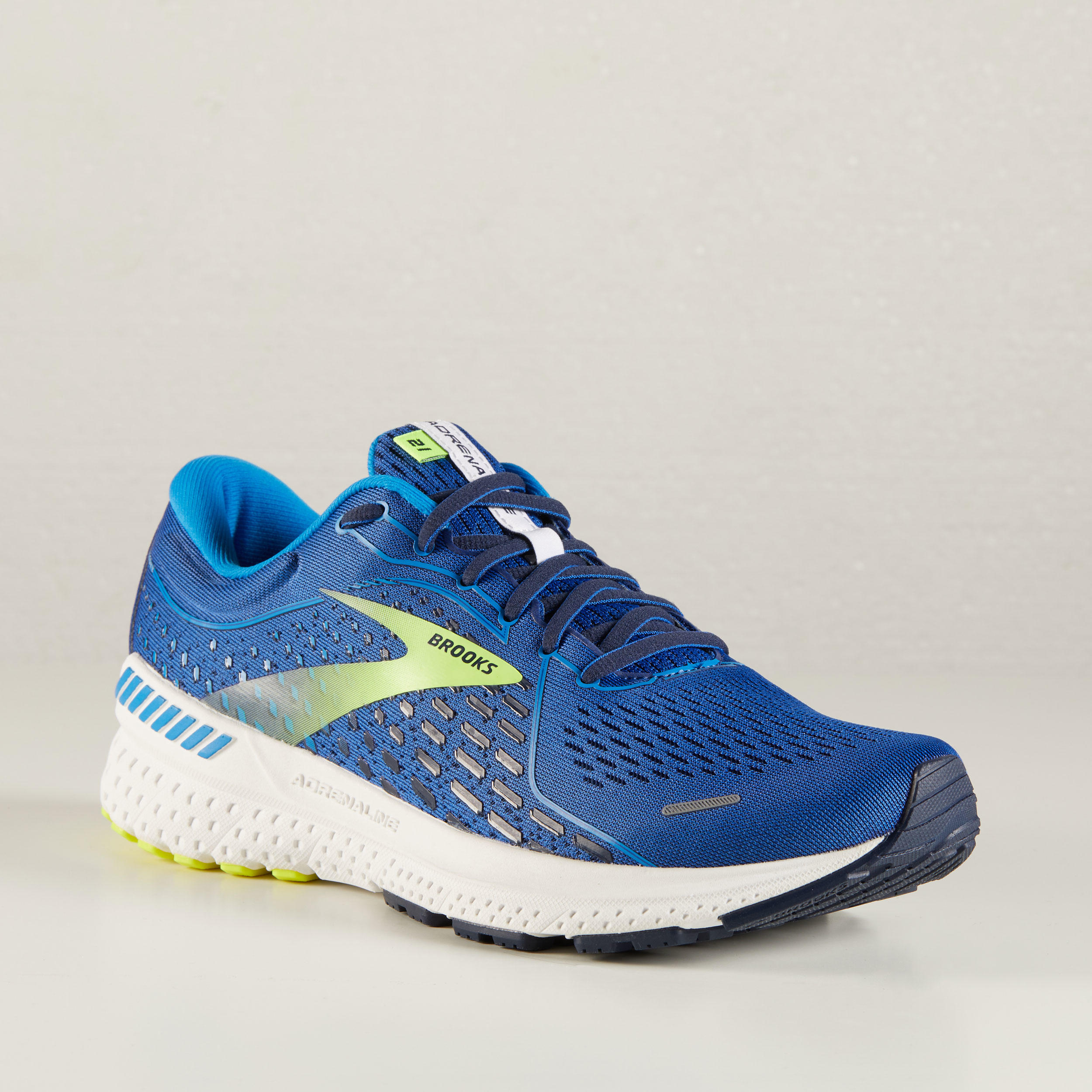 brooks blue running shoes