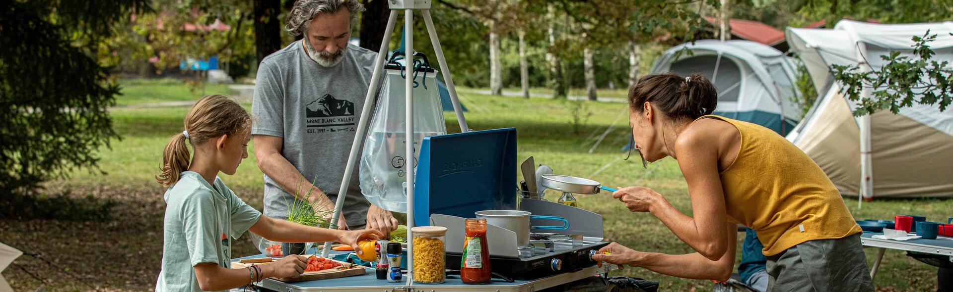 6 tips on how to do the washing up when camping 