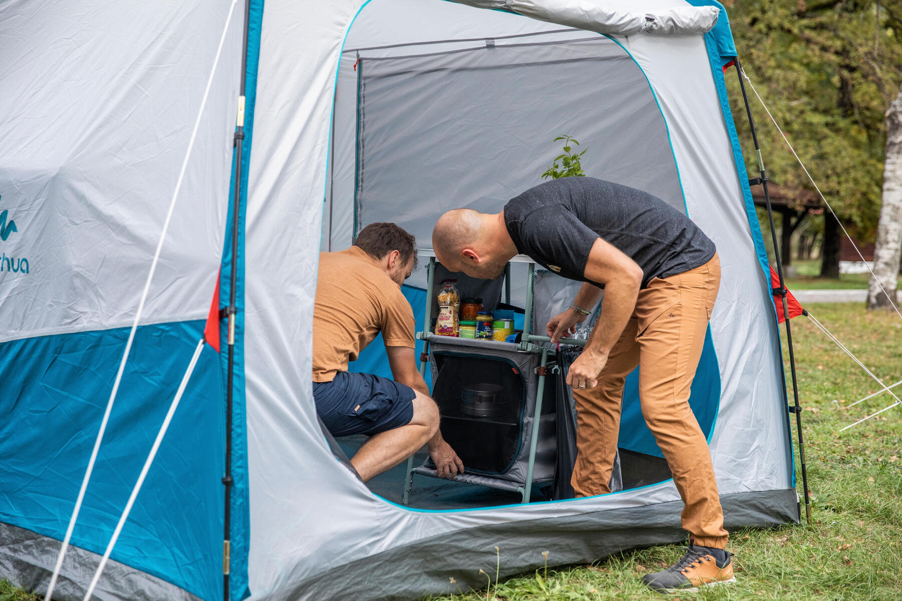 Entretenir et réparer du mobilier de camping
