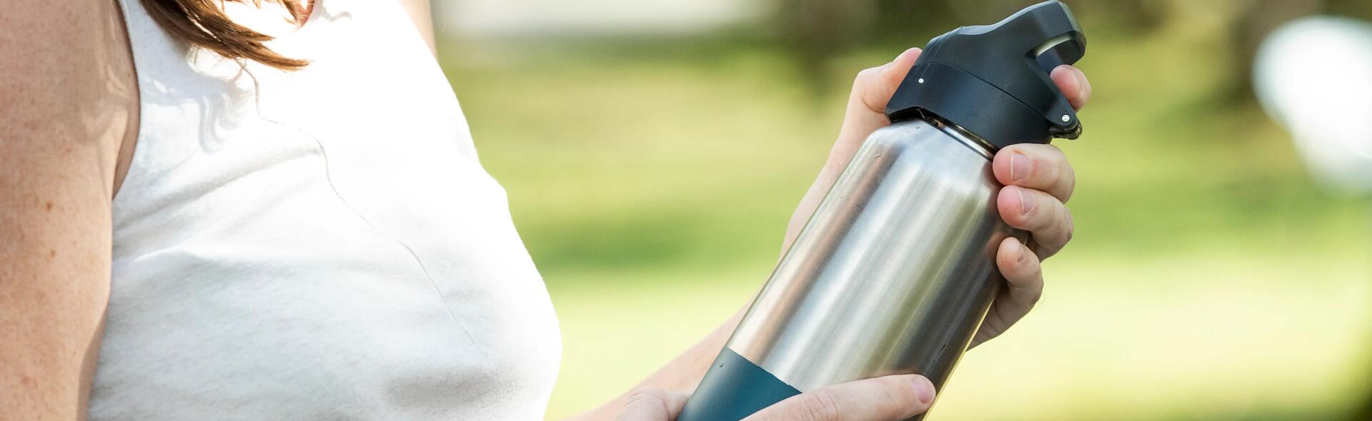 How to properly maintain your hiking water bottle