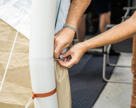 SETTING UP THE TENT