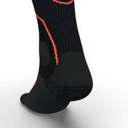 RUNNING COMPRESSION SOCKS - BLACK/RED