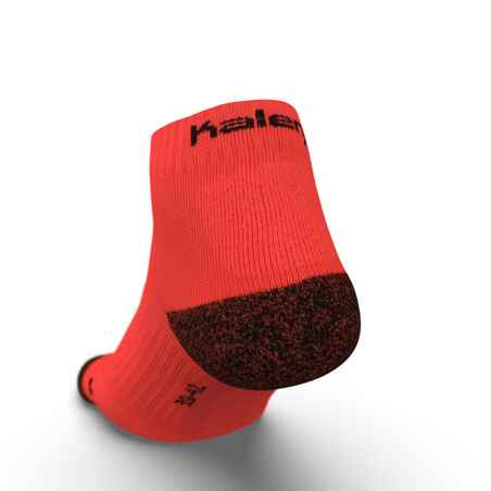 чорапи за бягане KIPRUN, дебели, къси, корал