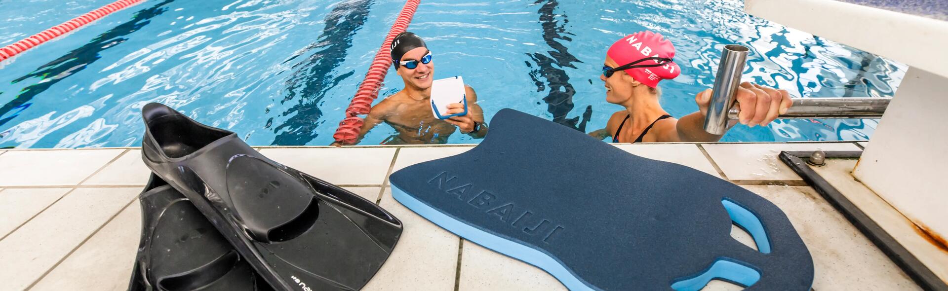 TAVOLETTA DA NUOTO E PULL BUOY: COME SCEGLIERE | DECATHLON