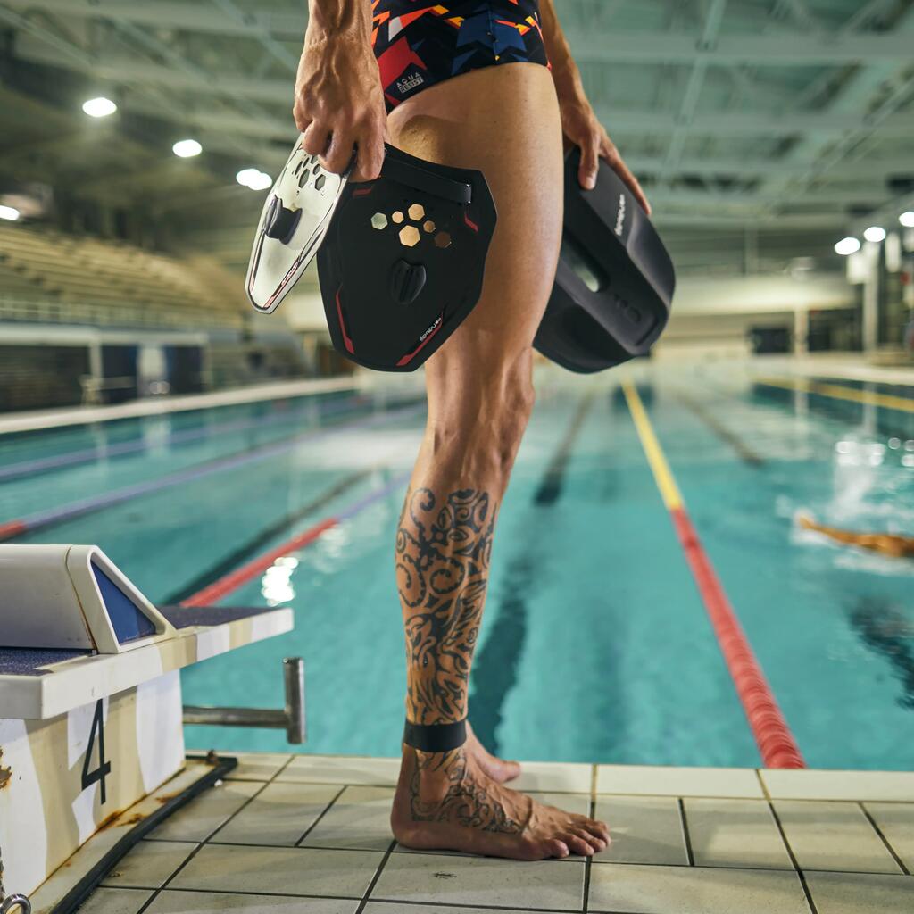 Knöchelband Schwimmen - 900 schwarz