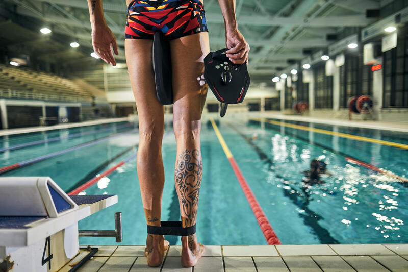 РЕЗИНКА НА ЛОДЫЖКИ ДЛЯ ПЛАВАНИЯ ЧЕРНАЯ 900 - Decathlon