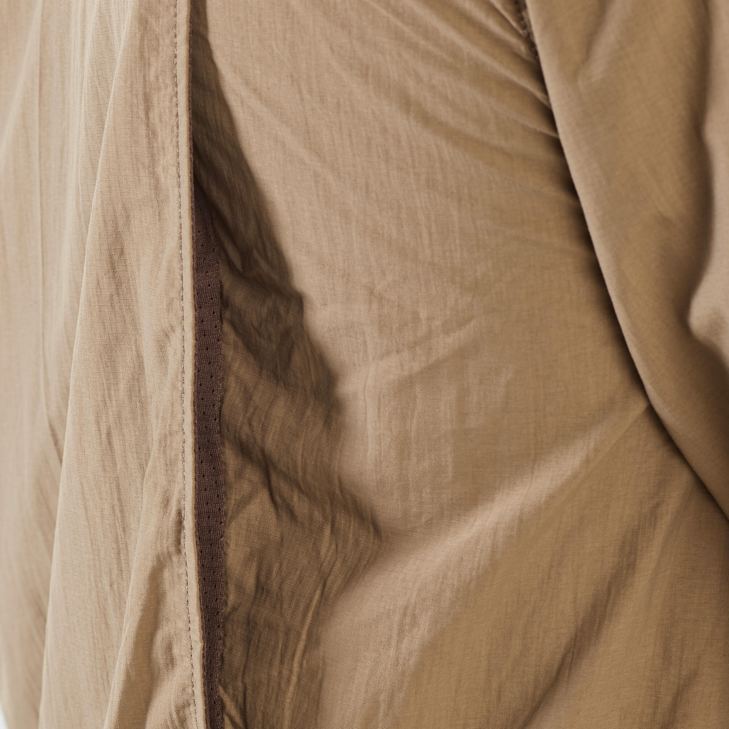 LIGHT AND BREATHABLE LONG-SLEEVED SHIRT 520 BROWN 10/14
