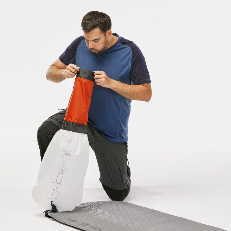 ULTRALIGHT INFLATABLE MATTRESS PUMP BAG FORCLAZ Decathlon