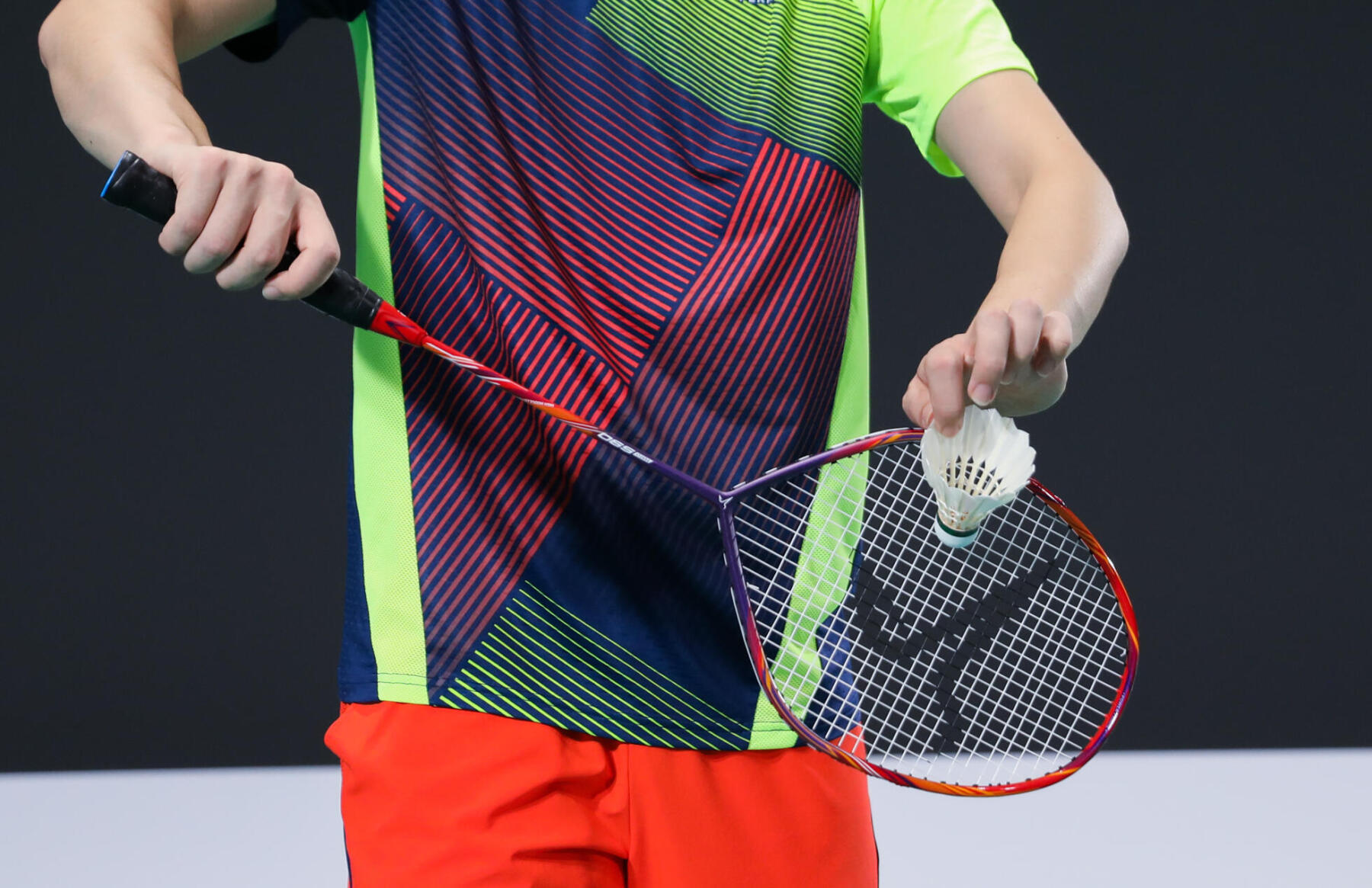 How to Choose a Badminton Racket?