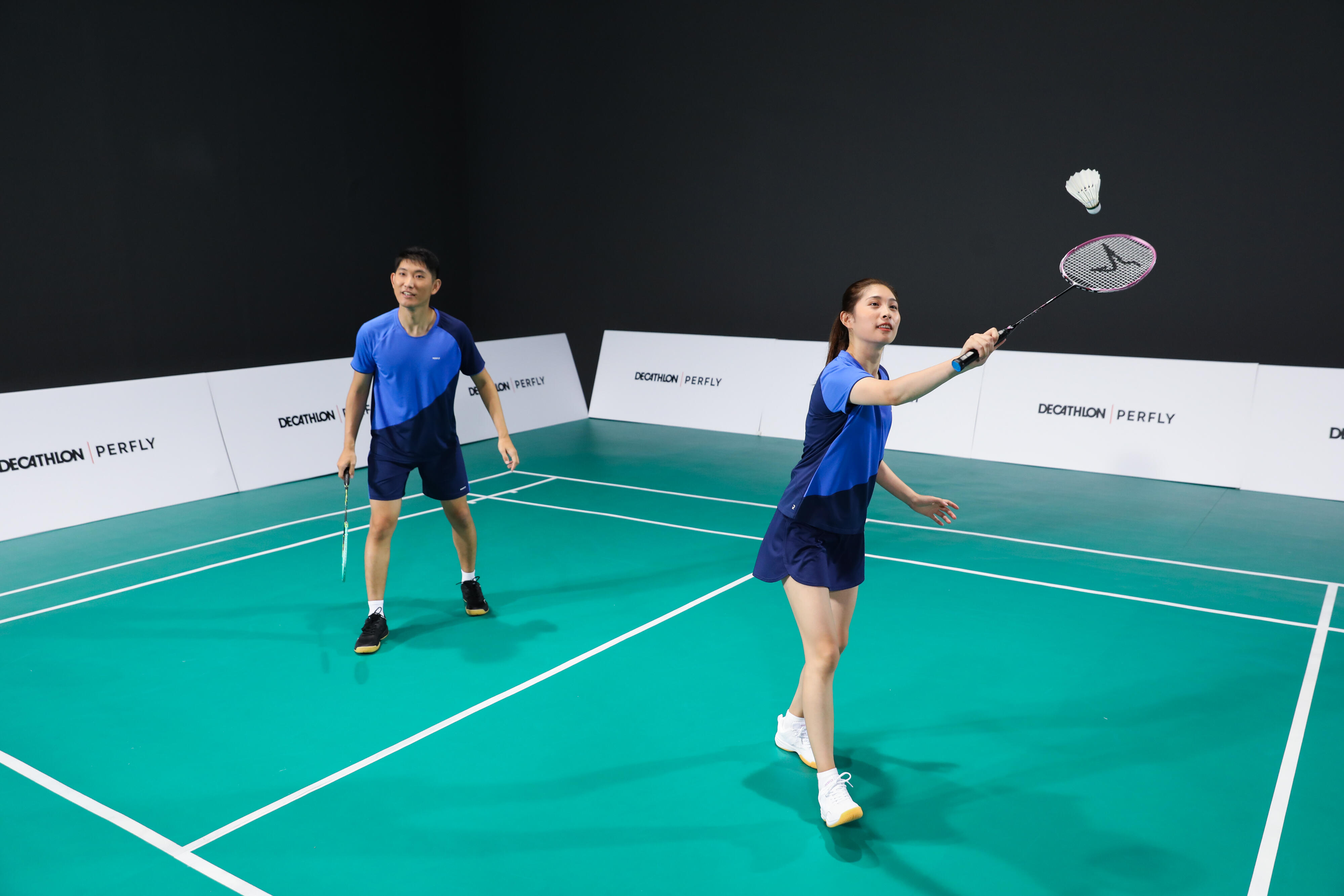 Decathlon shoes badminton deals