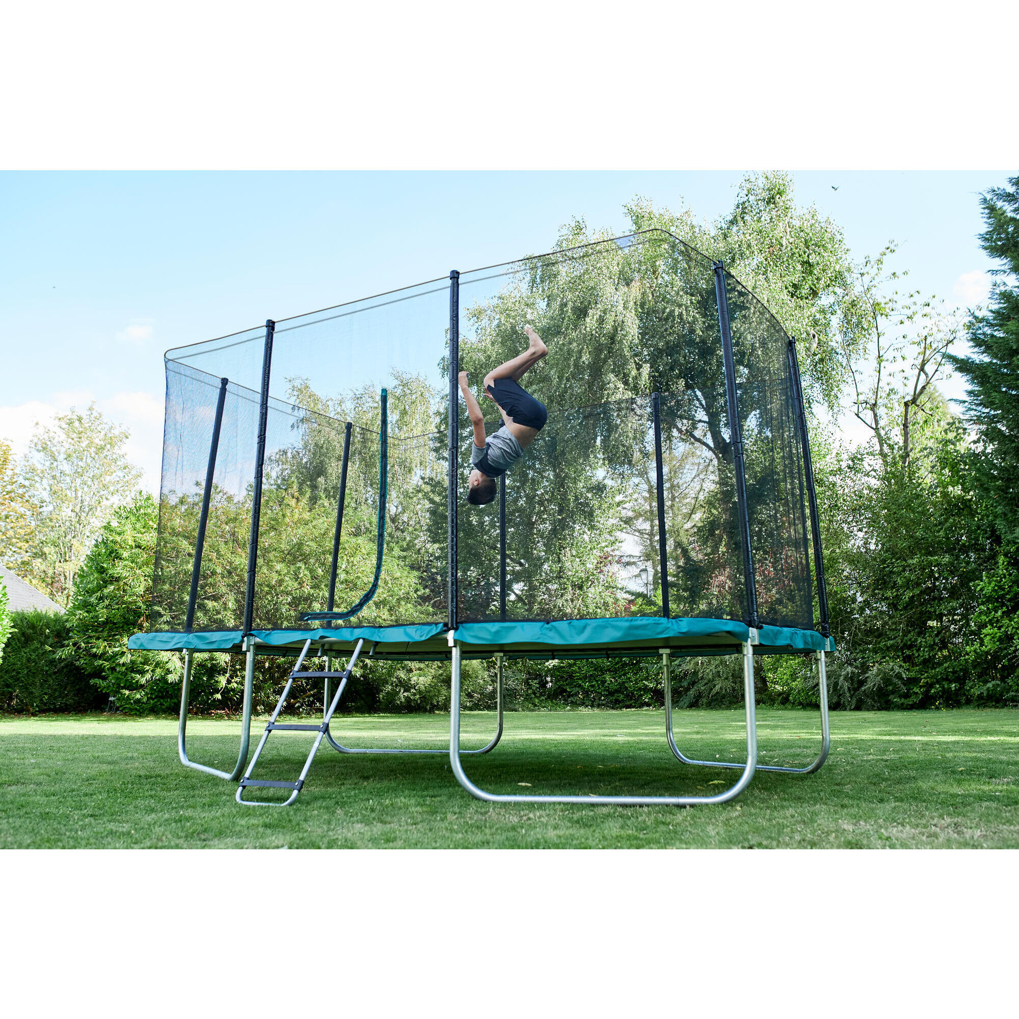 520 RECTANGULAR TRAMPOLINE WITH PROTECTIVE NET