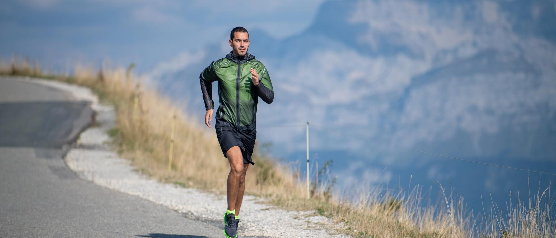 KOŞUCULAR İÇİN MARATONA HAZIRLIK SÜRECİNDE GÜÇ TOPLAMA YÖNTEMLERİ