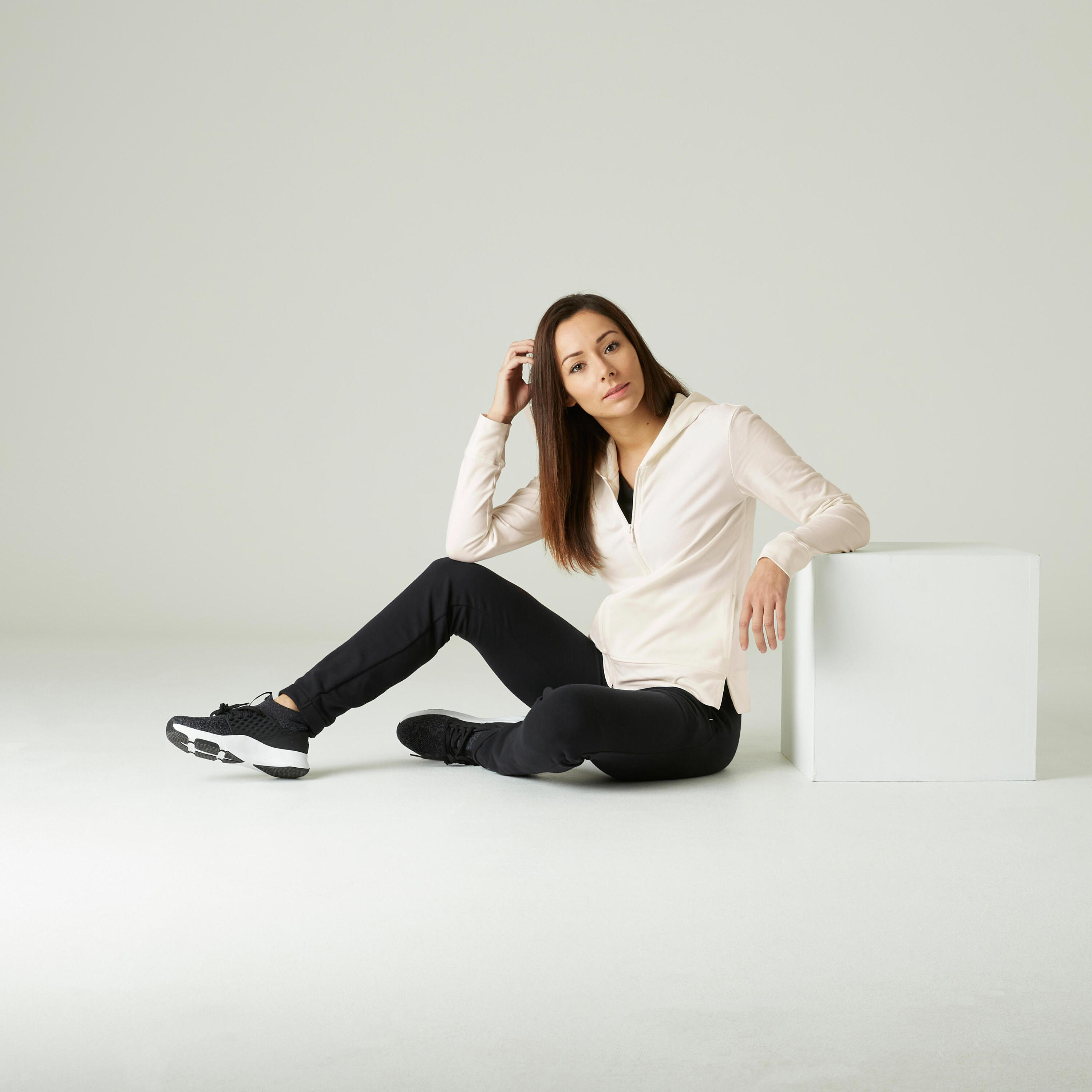 Women's Zip-Up Fitness Hoodie 500 - Off-White 5/6