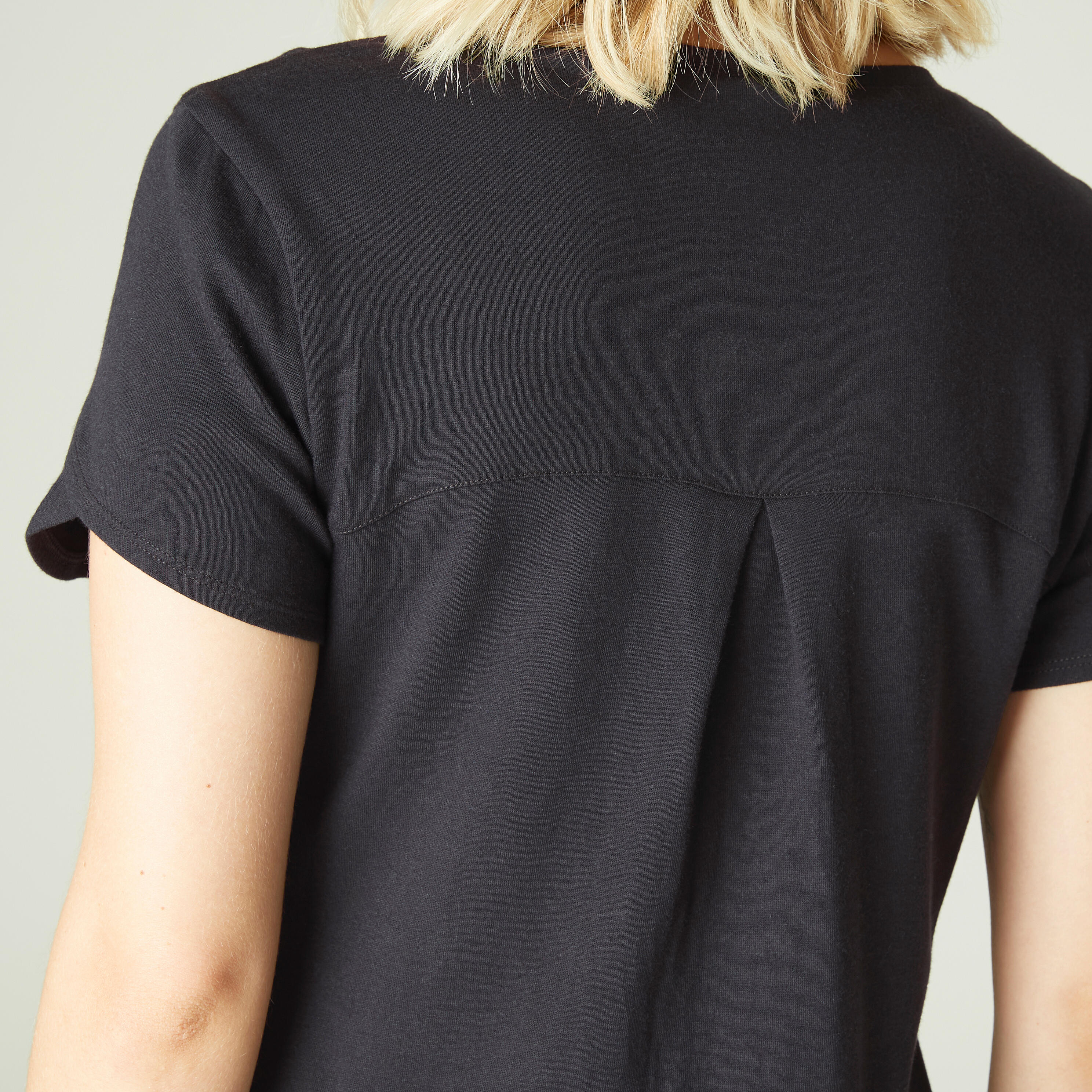 Women's Short-Sleeved Straight-Cut V-Neck Cotton Fitness T-Shirt 515 - Black 5/11
