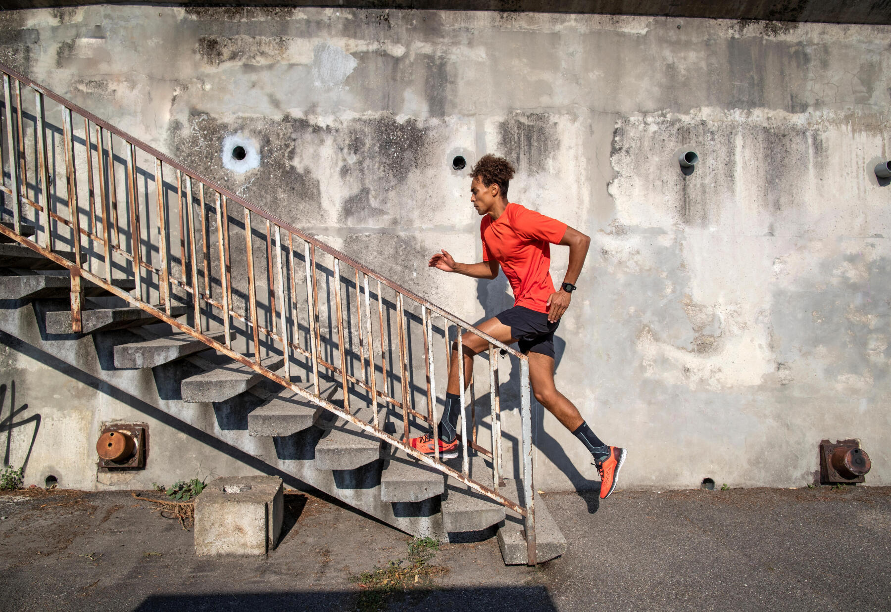 Running sur route ou sur chemin, quel type de terrain pour éviter les blessures en running ?