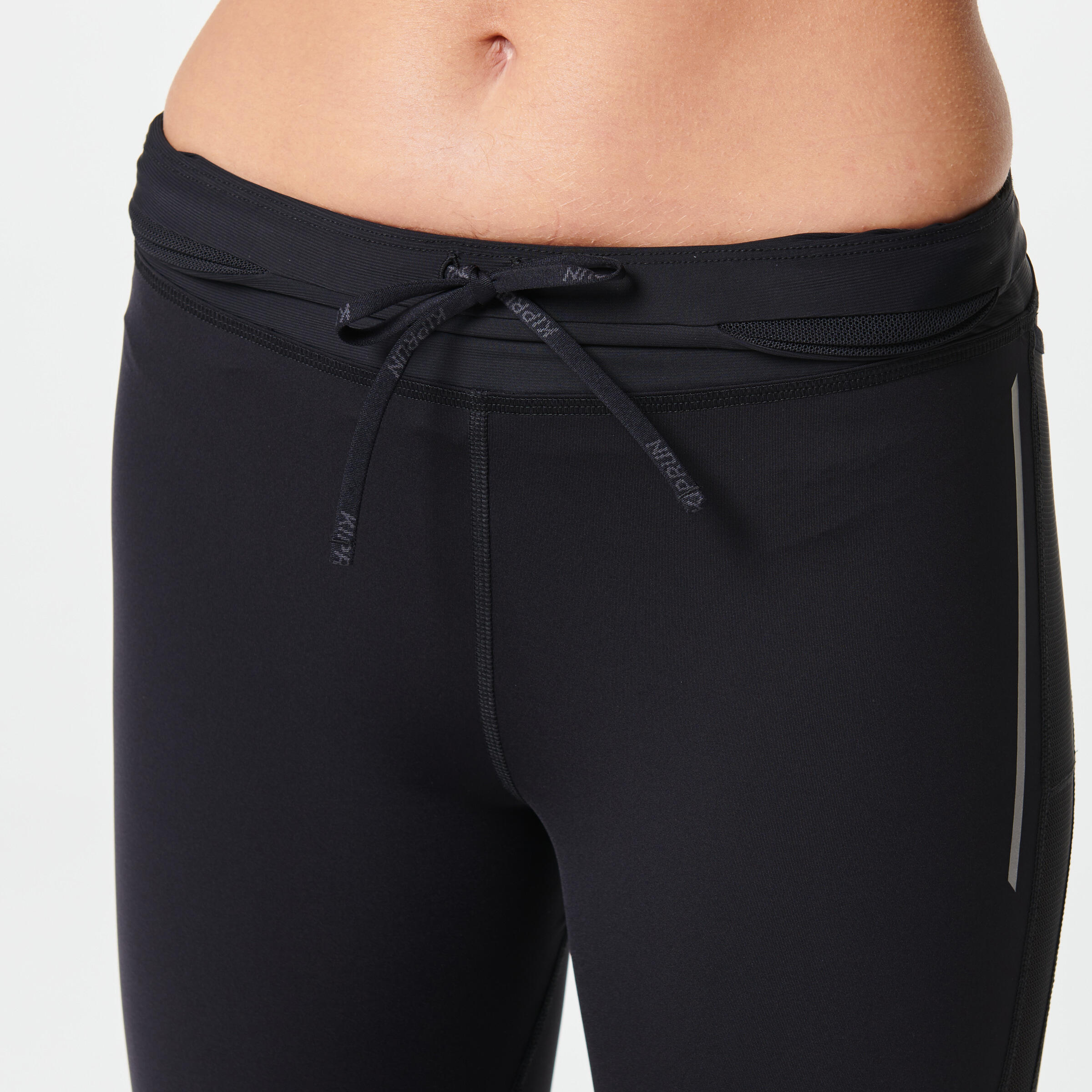 WOMEN'S RUNNING CROPPED BOTTOMS WITH KIPRUN SUPPORT - BLACK 10/15