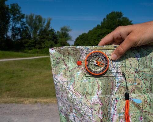 several people share race with compass