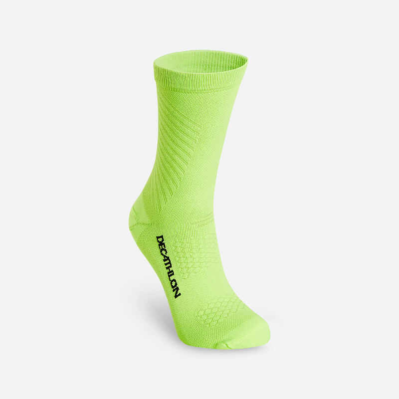 Summer Road Cycling Socks 900 - Yellow