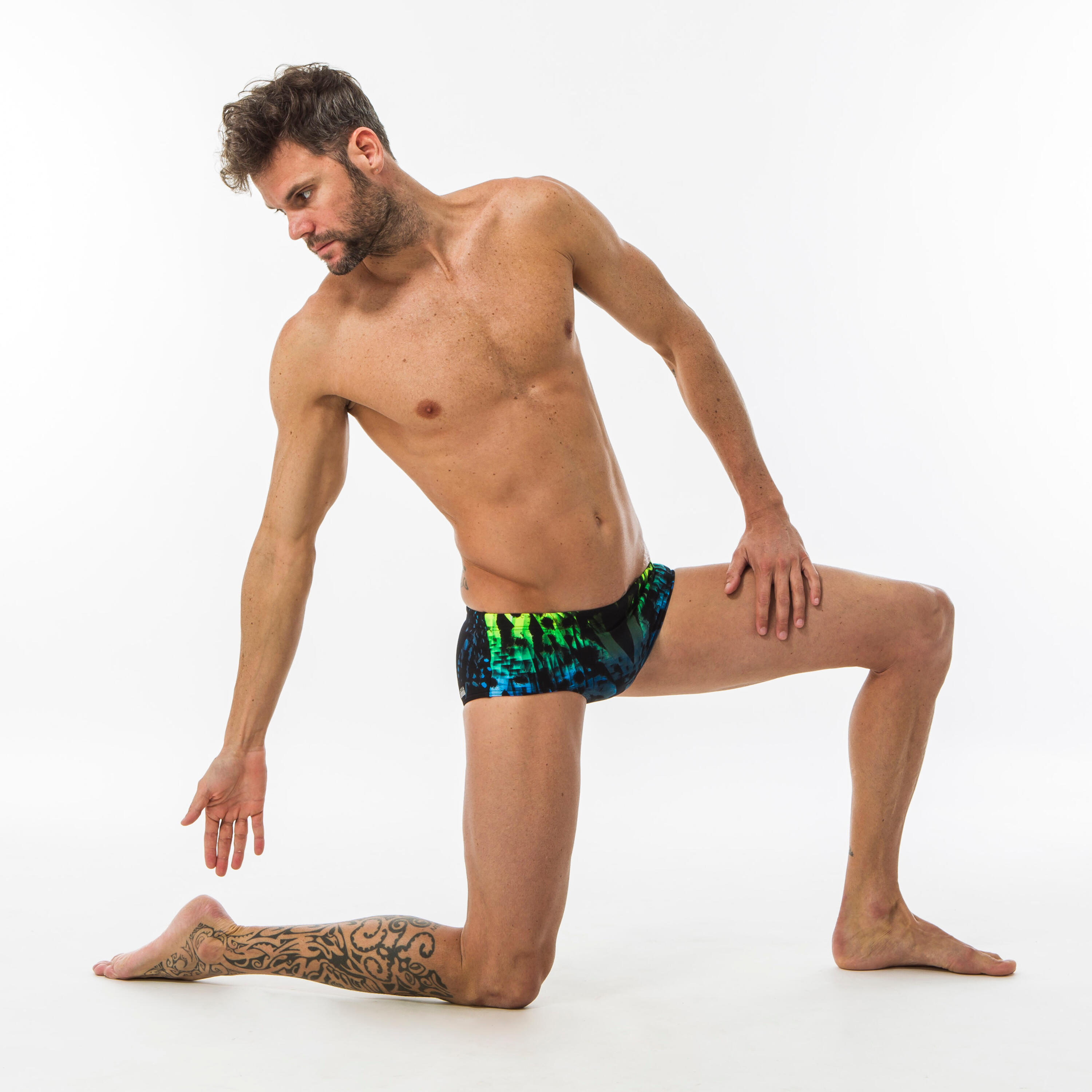 Men's Square-cut Swim Briefs 900 Leo Green 6/10